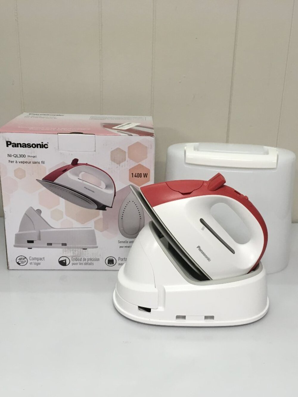 EXC Panasonic Cordless Steam Iron NI-QL300 Red 1400 W